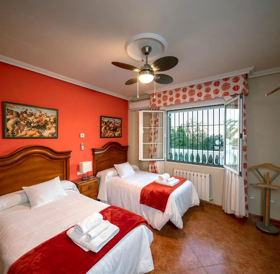 Villa Vivienda Turística Rural Mari Carmen Baeza 0*,  España