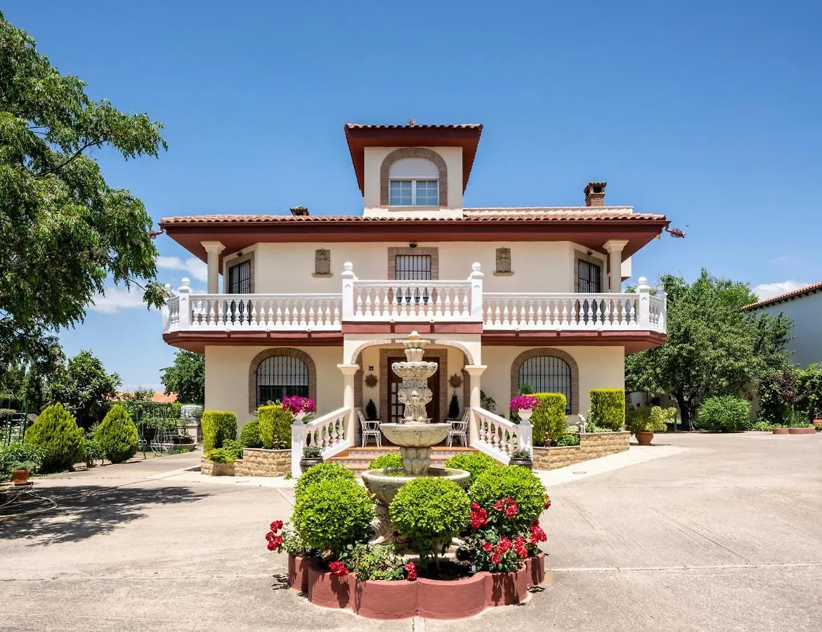 Villa Vivienda Turística Rural Mari Carmen Baeza