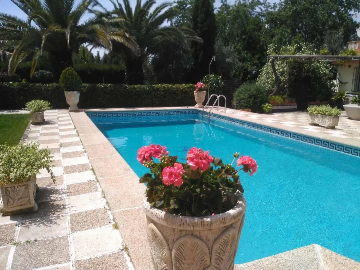 Villa Vivienda Turística Rural Mari Carmen Baeza Сasa de vacaciones